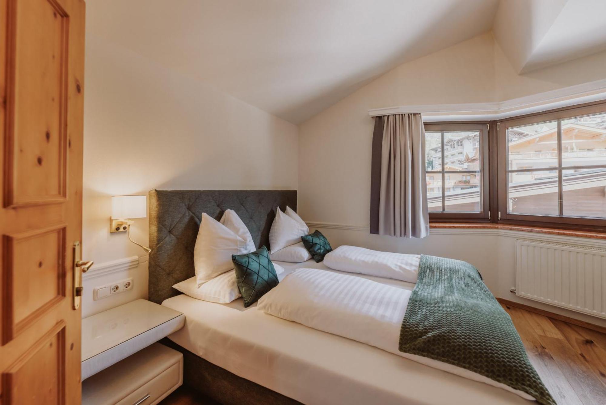 Hotel Gluecksschmiede - Hinterglemm Зальбах-Хинтерглемм Экстерьер фото